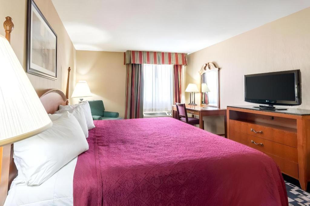 Quality Inn Ripley Экстерьер фото
